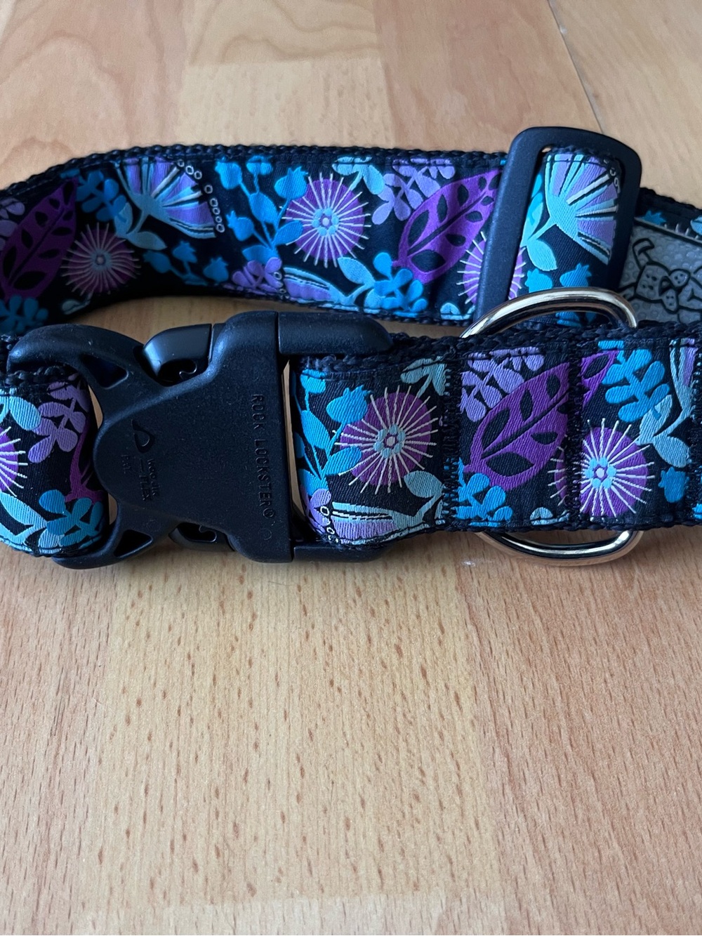 Vibrant Floral Pet Collar in Teal and Purple - Picture 2 of 6